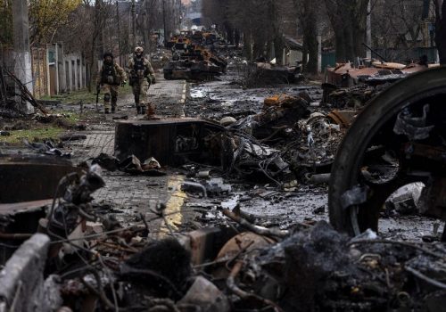 किभ वरपर ९०० सर्वसाधारणको शव फेलाः युक्रेन प्रहरी