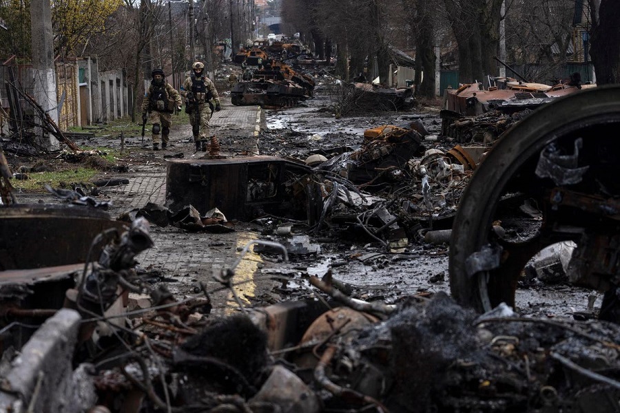 किभ वरपर ९०० सर्वसाधारणको शव फेलाः युक्रेन प्रहरी