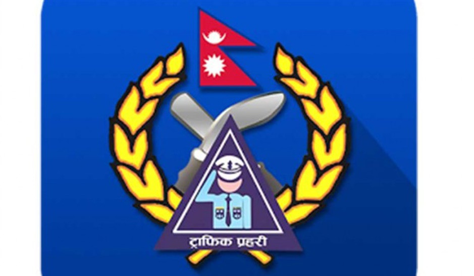 ट्राफिक प्रहरीद्वारा २० वटा चोरीका मोटरसाईकल सम्बन्धित धनीलाई हस्तान्तरण