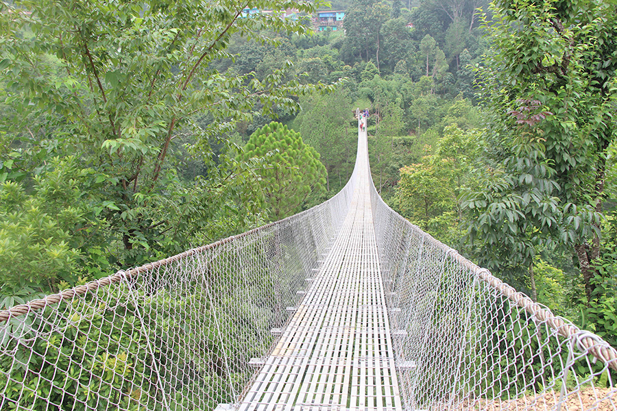 आकर्षक र नौला झोलुङ्गे पुल निर्माणलाई प्राथमिकता