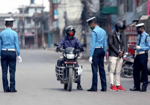 दुई हजारभन्दा बढी सवारी चालक कारबाहीमा