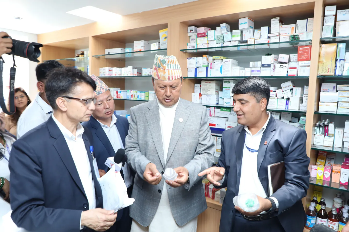 काठमाडौँ उपत्यकासहित सबै जिल्लामा फार्मेसीको अनुगमन सुरु
