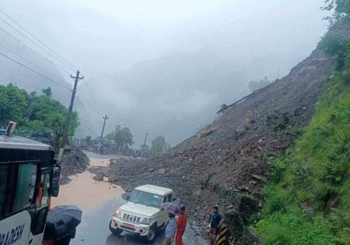 नारायणगढ – मुग्लिन सडक फेरि अवरुद्ध