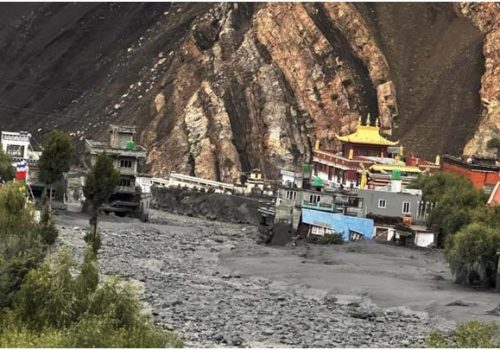 बाढीग्रस्त कागबेनी तीन दिनदेखि अन्धकारमा