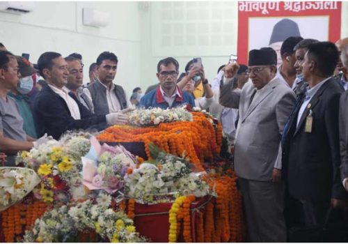 प्रधानमन्त्री र पूर्वराष्ट्रपतिसहित शीर्ष नेताद्वारा नेम्वाङप्रति श्रद्धाञ्जलि