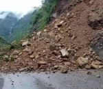 हेटौँडाबाट काठमाडौँ जोड्ने सडकखण्ड अवरुद्ध