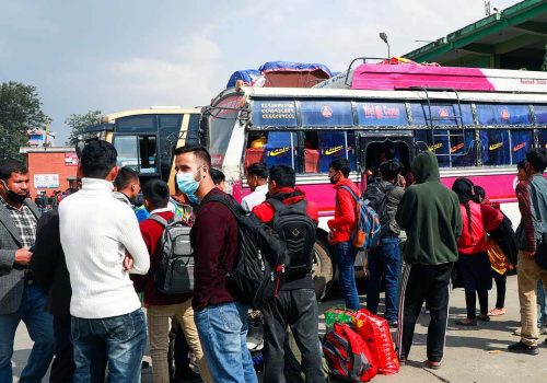 तीन दिनमा एक लाख ५० हजार यात्रु बाहिरिए