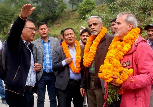 दूधकोशी आयोजनामा लगानी गर्ने एडिबीको प्रतिबद्धता