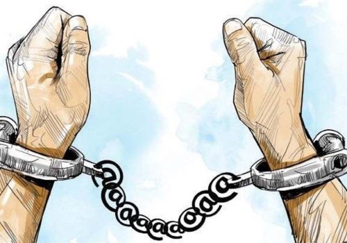 श्रम स्वीकृतिका लागि नक्कली कागजात बनाउने पक्राउ