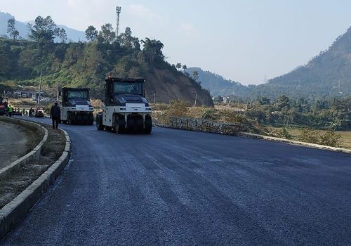 डुम्रे–छिर्कन सडक कालोपत्रको चरणमा
