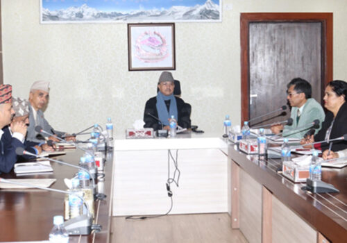 १६औँ आवधिक योजनाबारे उपप्रधानमन्त्री खड्का र आयोगका पदाधिकारीबीच छलफल