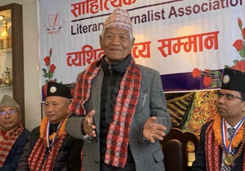 तीन कविलाई व्यथित काव्य सम्मान