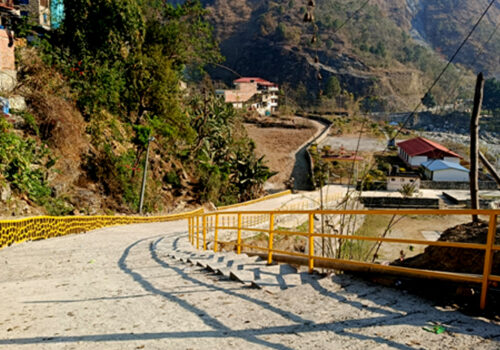 पर्यटकीयस्थल गलेश्वरमा फुटपाथसहितको सडक निर्माण