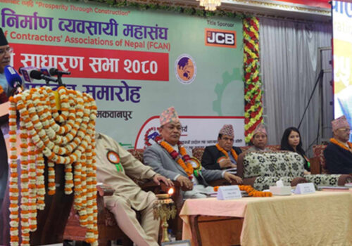 देशको अर्थतन्त्र गत वर्षजस्तो सङ्कटमा छैन : प्रधानमन्त्री दाहाल