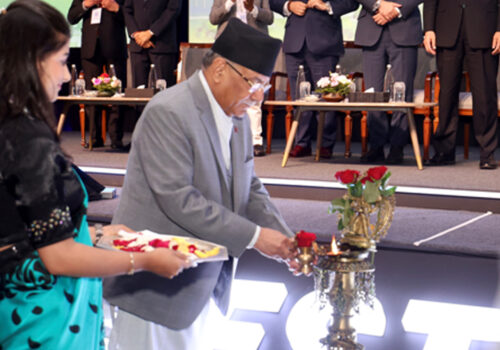 प्रधानमन्त्रीद्वारा तेस्रो लगानी सम्मेलन उद्घाटन