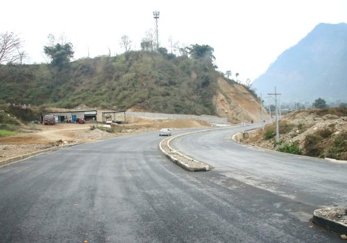 मुग्लिन–पोखरा पश्चिम खण्डमा कालोपत्र गरिँदै