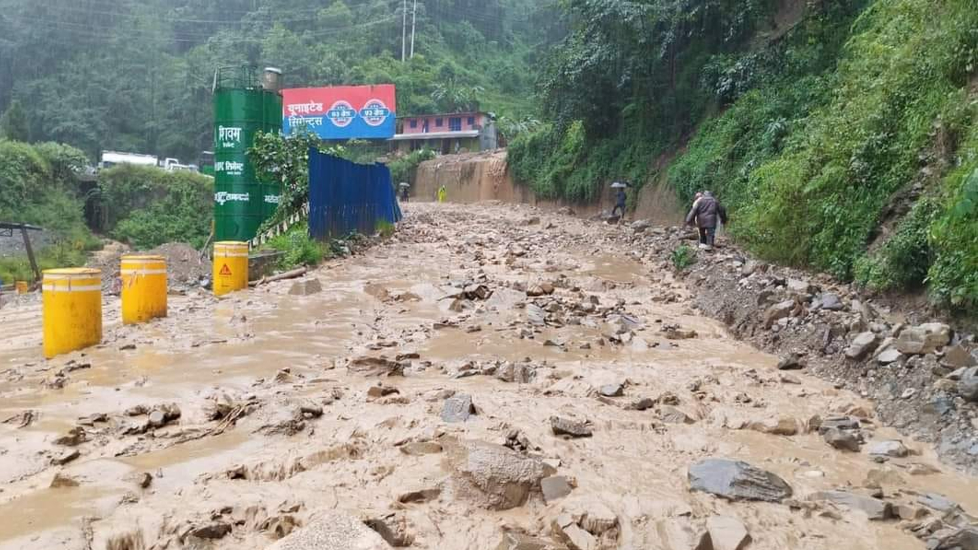 बाढी पहिरोमा परी एक सय जनाको मृत्यु, ६७ बेपत्ता