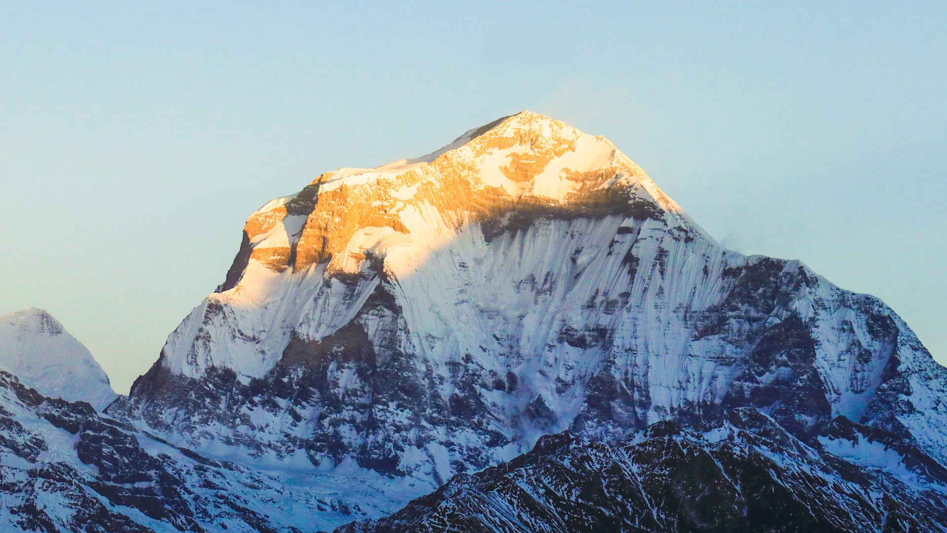 पाँच रसियन आरोहीको शव काठमाडौँ पठाइयो