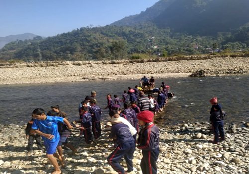 आँधीखोला तर्न  फट्केको भर
