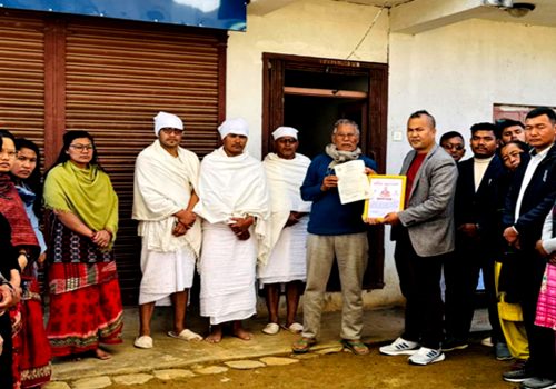 घरदैलोमै पुगेर मृत्यु दर्ता प्रमाणपत्र प्रदान