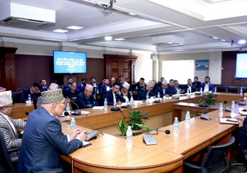 सूचना प्रविधिको अधिकतम उपयोगमा अर्थमन्त्रीको जोड