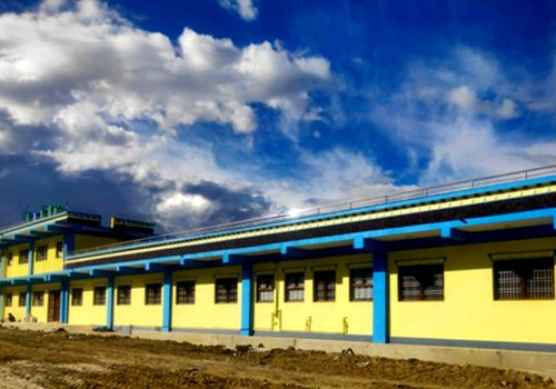 लोमान्थाङमा अस्पताल बन्यो, उपकरण र जनशक्ति खाँचो