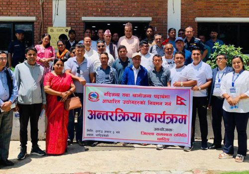 धादिङमा नयाँ मापदण्ड नयाँ उद्योगमा मात्र लागू