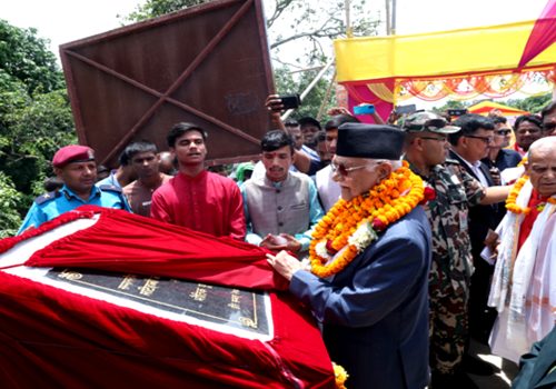 प्रधानमन्त्रीद्वारा तराई–मधेसको सुक्खा क्षेत्रको अवलोकन