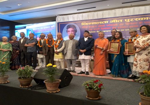 यस वर्षको छिन्नलता गीत पुरस्कार राजेन्द्र रिजाललाई