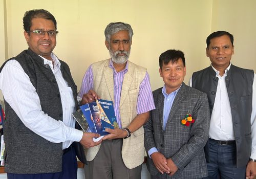 सञ्चार रजिष्ट्रार कार्यालयद्वारा राससलाई पुस्तक प्रदान