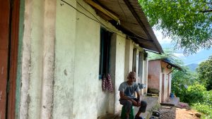 ‘सङ्कटमा कुसुन्डा परिवार, सरकारसँग संरक्षणको आस’