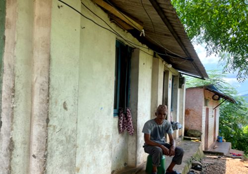 ‘सङ्कटमा कुसुन्डा परिवार, सरकारसँग संरक्षणको आस’