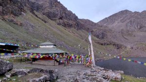 गोसाइँकुण्ड मार्गका चार स्थानमा स्वास्थ्य शिविर