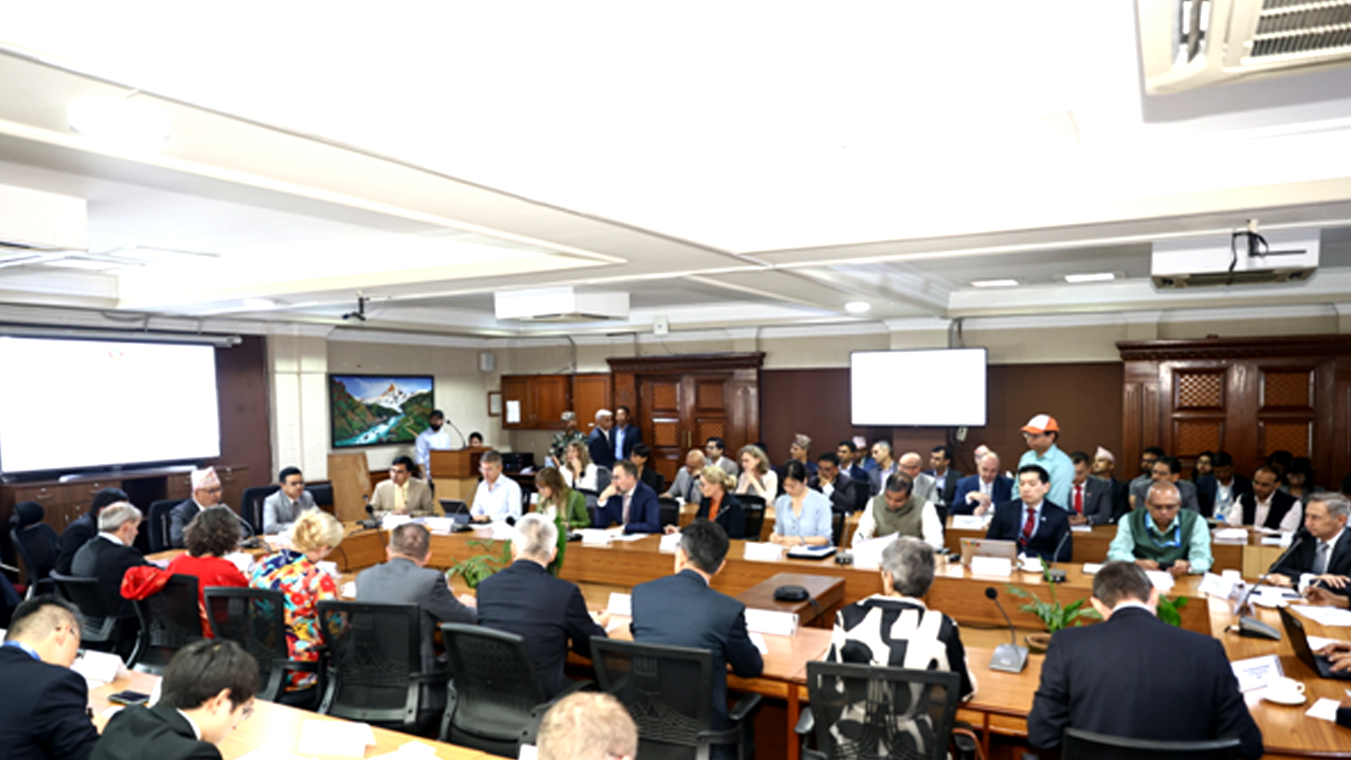 मितव्ययिताका माध्यमबाट पुनःनिर्माण अघि बढाइने