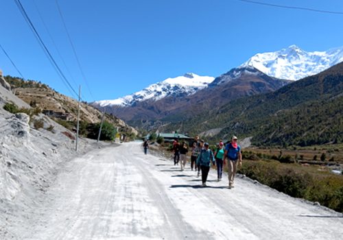 डेढ महिनामा सात हजार पर्यटक भित्रिए