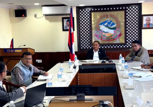 नगरविकास कोषको रकम प्रतिफल दिने क्षेत्रमा लगानी गरौँः मन्त्री घिसिङ