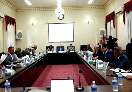 आगामी निर्वाचनबारे पूर्वपदाधिकारीसँगको परामर्शमा आयोग