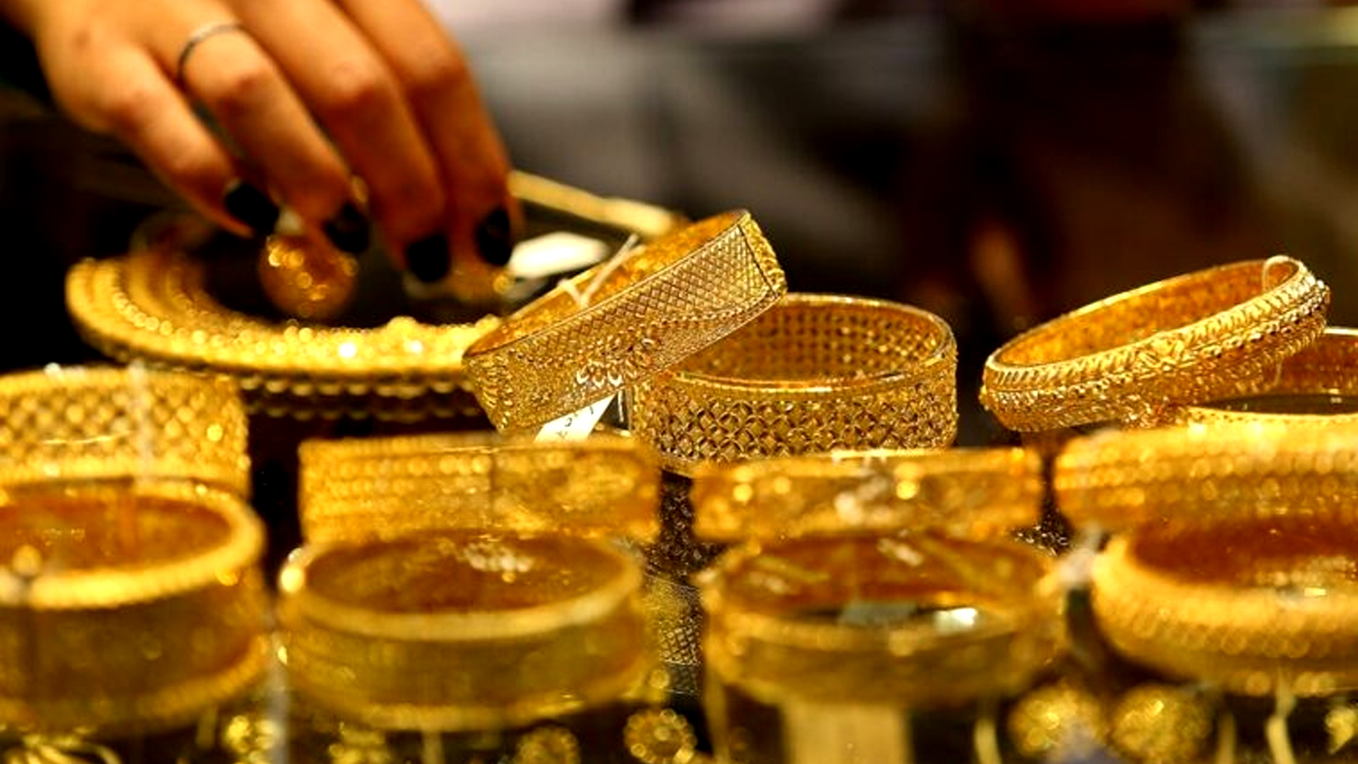 सुनचाँदीको मूल्यमा सामान्य गिरावट