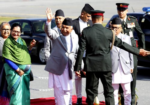 राष्ट्रपति  कतारतर्फ  प्रस्थान