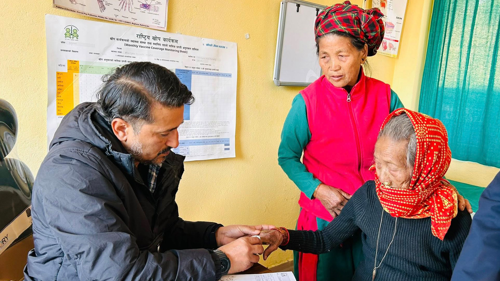 धादिङको दार्खामा संचालित निःशुल्क स्वास्थ्य शिविरबाट ७ सय ७७ जना लाभान्वित