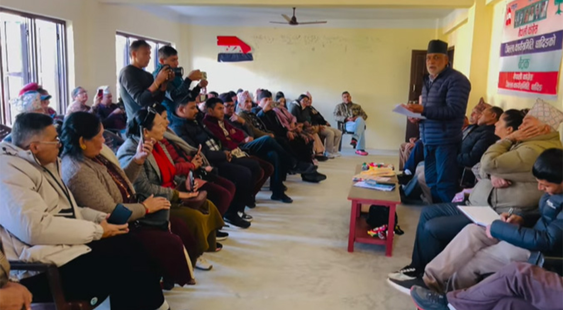 नेपाली कांग्रेस धादिङमा उम्मेद्वार छनोटमा सहमती जुटेन,आंकाक्षी ३५ जनाकै नाम सिफारिस