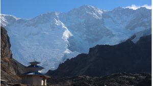 कञ्चनजङ्घा आधार शिविर सुनसान