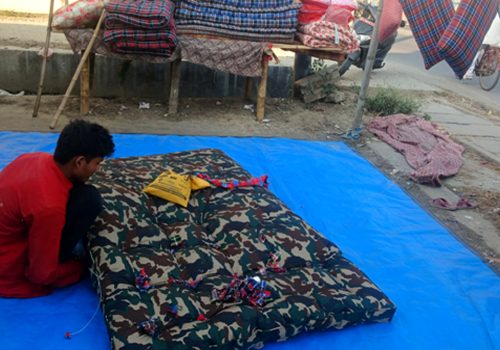 धुनियाको व्यापार धरापमा, माघमा पनि माग घट्यो