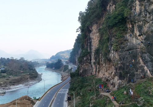 ‘चुनपहरा चट्टान’ आरोहण प्रशिक्षण केन्द्र