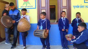 पन्चैबाजा संरक्षणमा जुटे विद्यार्थी