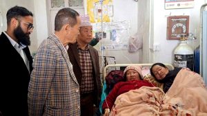 बिरामीको अवस्था बुझ्न स्वास्थ्यमन्त्रीसहितको विज्ञ टोली जन्तेढुङ्गामा